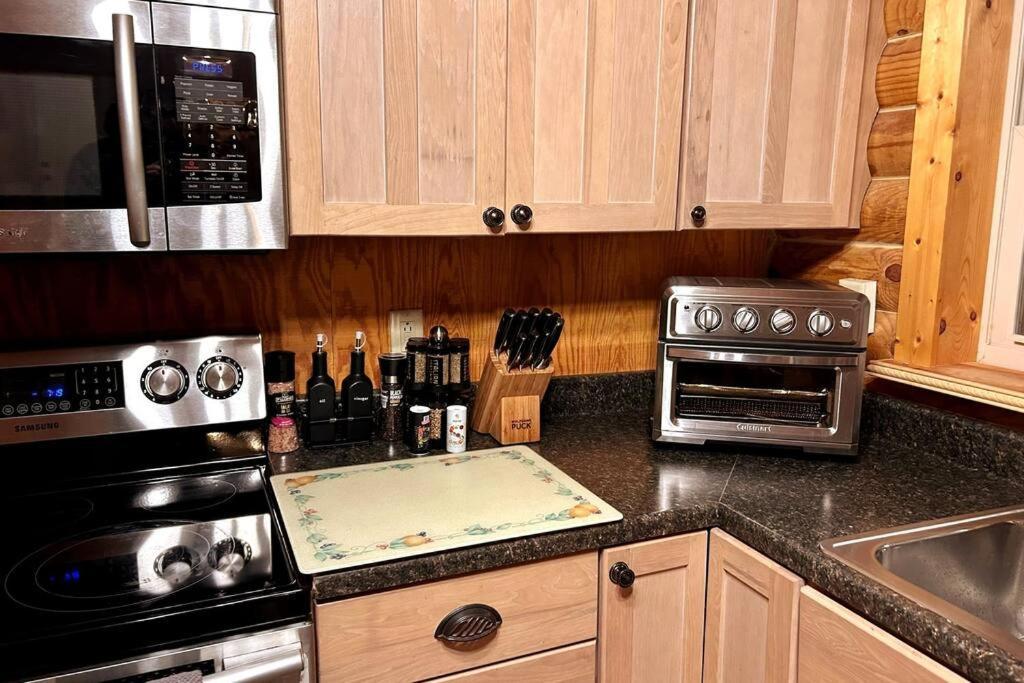 One Of A Kind Rustic Log Cabin Near Bryce Resort - Large Game Room - Fire Pit - Large Deck - Bbq Basye Esterno foto