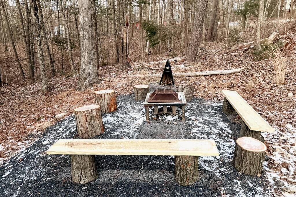 One Of A Kind Rustic Log Cabin Near Bryce Resort - Large Game Room - Fire Pit - Large Deck - Bbq Basye Esterno foto